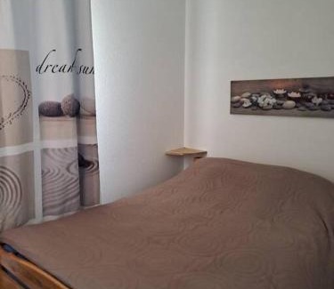 Saint-Pierre-la-Mer Apartment | Coquet T2, Vue sur mer