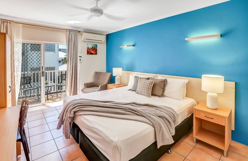 Cairns Central Business District Hotel | Coral Tree Inn