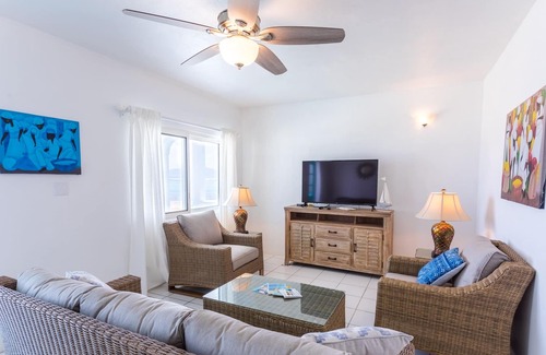 The Valley Apartment | Coralito Bay Suites & Villas