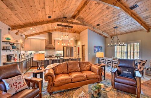 Ellijay House | Cork and Creek Cottage with Mtn and Pasture Views!