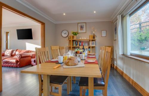 Llanfarian House | Corlan Aber