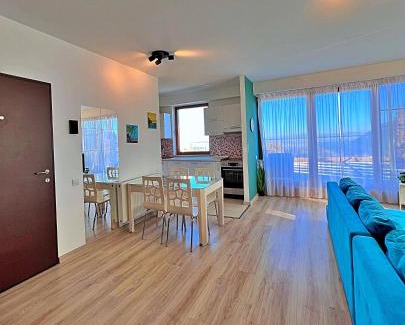 Brasov Apartment | Coroni Seasons Apart With Panoramic View