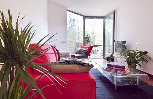 El Putget i Farro Apartment | Corporate Apartment in Barcelona with Terrace