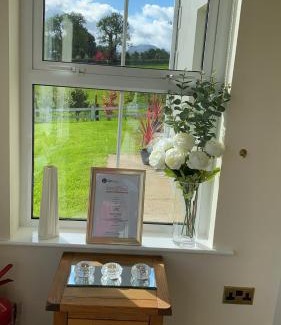 Enniskillen House | Corraglass House - close proximity to Cuilcagh