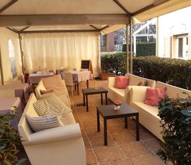 Colombaro Hotel | Corte Degli Estensi