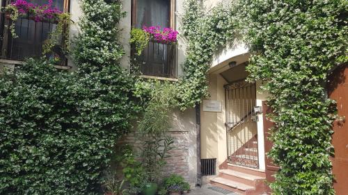 Old Town Apartment | Corte Pomponazza