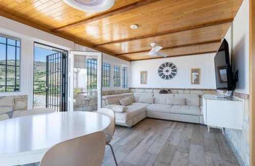 Salobrena Apartment | Cortijo La Manna con piscina privada - Salobreña