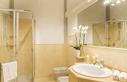 Cortona Old Town Apartment | Cortona Charme Suite Reale