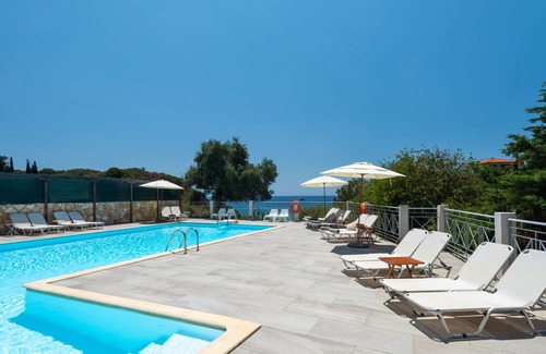 Svoronata Villa | Costa Avithos Mansion