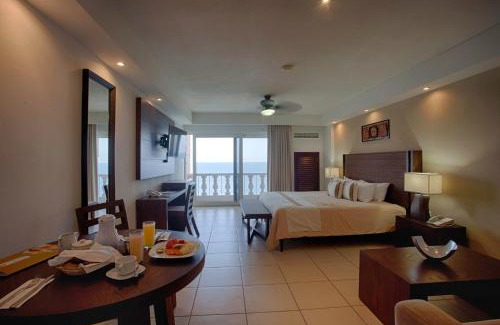 South Shore Hotel Area Resort | Costa Sur Resort & Spa