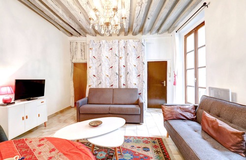 Odeon Apartment | Cosy 1-Bedroom in Saint Germain des Pres
