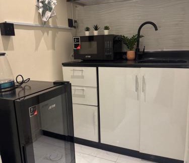 Al Hamra Apartment | Cosy and comfortable studio