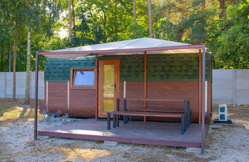 Hradec Kralove House | Cosy apartment in villa for 4 people with A/C, WIFI, TV, patio and pets allowed