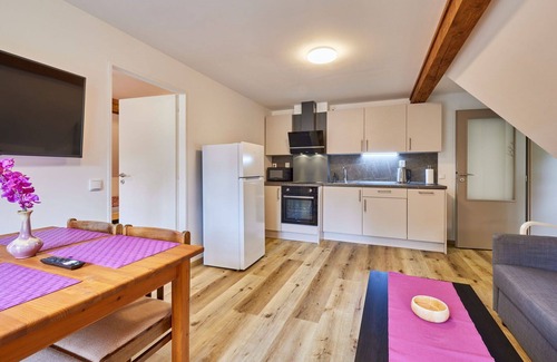 Rudnik Apartment | Cosy apartment for 10 guests with WIFI, TV, patio and panoramic view