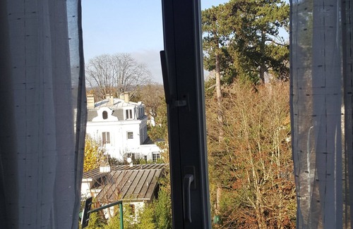 Le Vesinet Apartment | Cosy apartment 2min. from Rer A Le Vésinet-Le Pecq