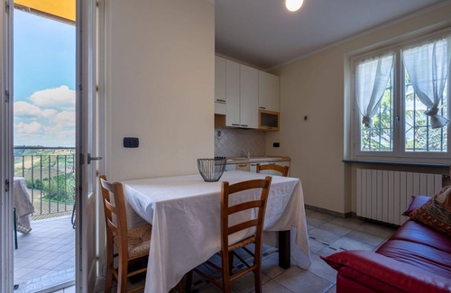 Vinchio Apartment | Cosy apartment for 2 guests with pool, A/C, WIFI, terrace, pets allowed and panoramic view