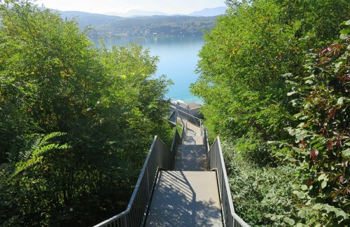 Techelsberg am Worther See Apartment | Cosy apartment for 4 guests with WIFI, TV and terrace