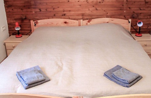 Bohinjska Bistrica Apartment | Cosy apartment for 4 people with WIFI, TV, balcony, pets allowed, panoramic view and parking