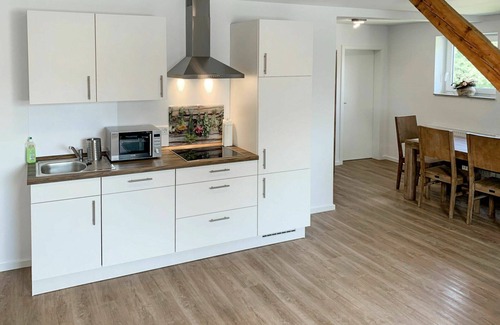 Holtriem Apartment | Cosy apartment for 5 people with WIFI, TV and pets allowed