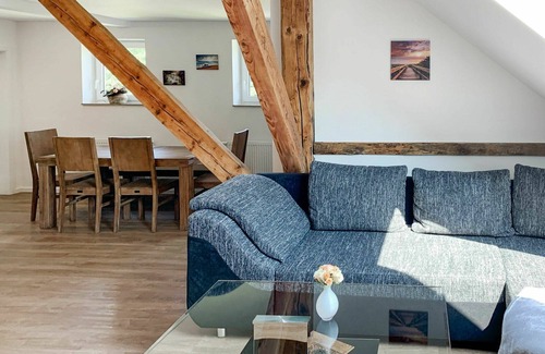 Holtriem Apartment | Cosy apartment for 5 people with WIFI, TV and pets allowed