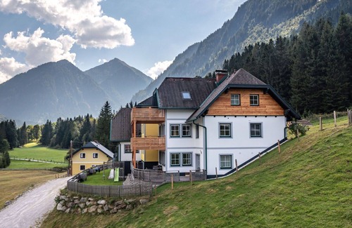 Solk Apartment | Cosy apartment for 6 guests with WIFI, TV, terrace and pets allowed