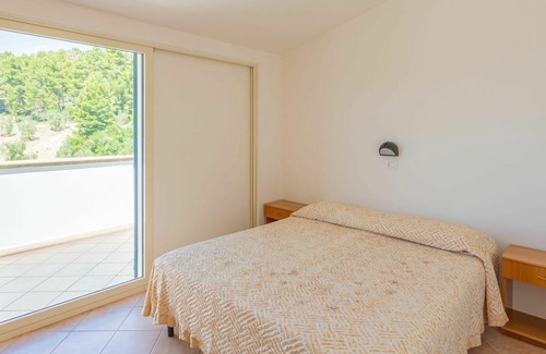 Peschici Apartment | Cosy apartment for 6 people with WIFI, TV, balcony, pets allowed, panoramic view and parking
