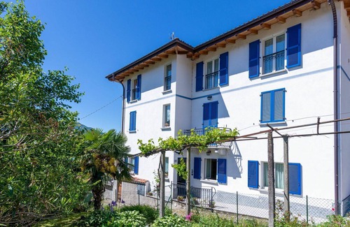 Gera Lario Apartment | Cosy apartment for 5 guests with WIFI, TV, balcony and pets allowed