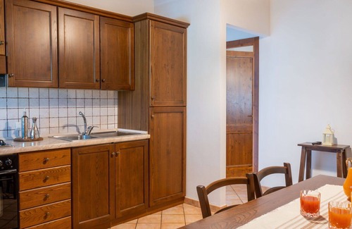 Bolsena Villa | Cosy apartment in villa for 4 people with pool, WIFI, TV, terrace and pets allowed