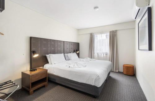 East Perth Apartment | Cosy Apartment in the Heart of Perth CBD