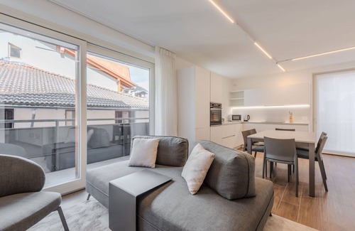 Pinzolo Villa | Cosy apartment in villa for 6 people with WIFI, TV and balcony