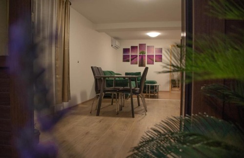 Split Apartment | Cosy charming apartment near the Palace