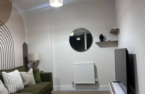 Isle of Dogs Apartment | Cosy, Comfy 2 Bed Apartment Canary Wharf