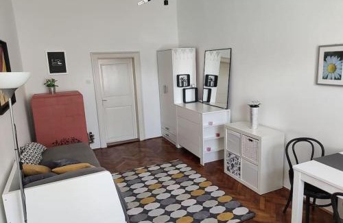 Donji Grad Apartment | Cosy condo in the heart of the Upper town Zagreb