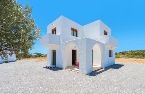 Kiotari House | Cosy House in Kiotari with Garden and Terrace
