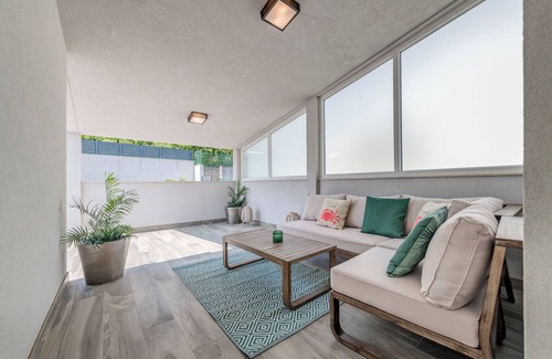 Kucine Villa | Cosy modern villa with a heated pool close to Split