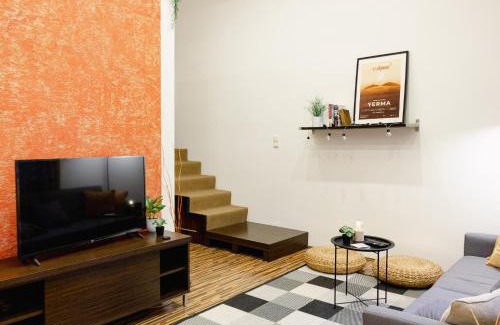 Nepszinhaz negyed Apartment | Cosy nest close to Blaha sqr