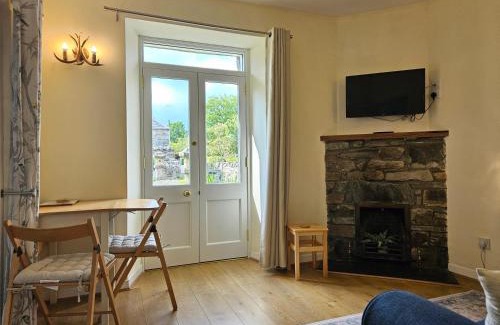 Pitlochry House | Cosy peaceful one-bedroom cottage in Pitlochry