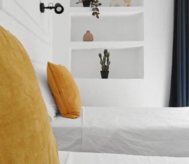 Pieta House | Cosy Room 8