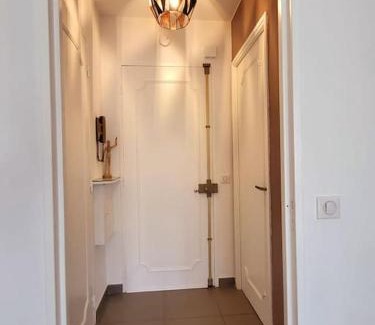 California - Pezou Apartment | Cosy Studio à Cannes 8 min de la Croisette