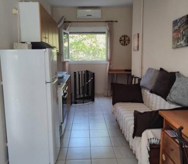 Kavala Apartment | Cosy Studio Down Town