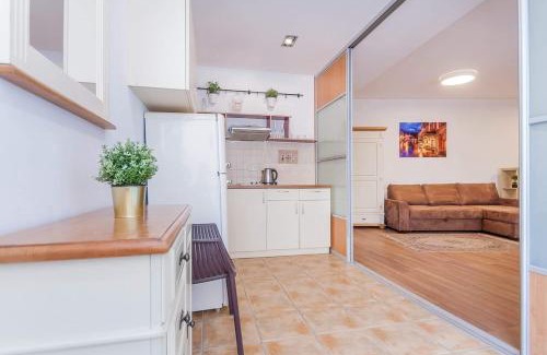 Old Town Apartment | Cosy Studio in Vilnius Old Town by URBAN RENT