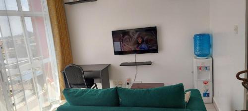 Riruta Apartment | Cosy Studio with Workspace