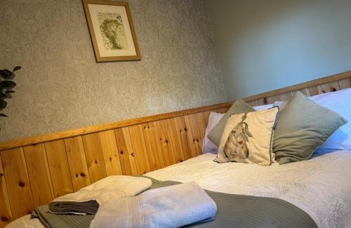 West Heslerton Other | Cosy Wooden Shepherds Hut