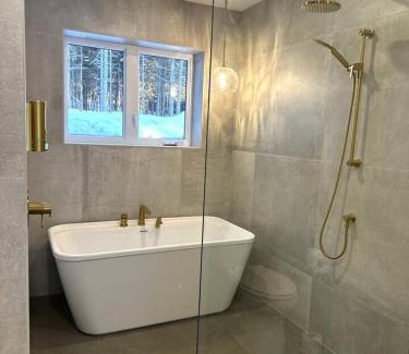 Baie-St-Paul Ski Chalet | Cottage Quebec - L'Eclipse Nordique