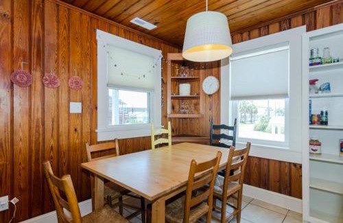 Kure Beach House | Cote de Kure Cottage by Bryant Real Estate
