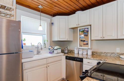 Kure Beach House | Cote de Kure Cottage by Bryant Real Estate