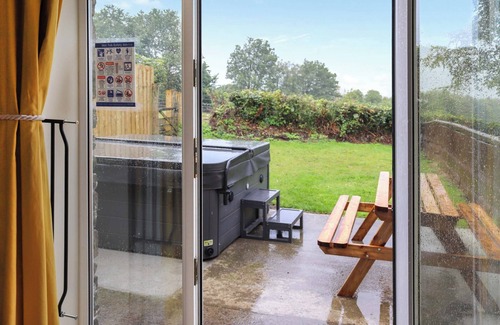 Llandeilo Cottage | Cothi Cottage - UK49588