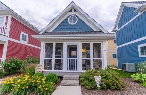 Ottawa Cottage | Cottage ∙ 1 bedroom ∙ 4 guests