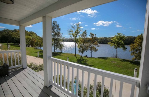 Ottawa Cottage | Cottage ∙ 2 bedrooms ∙ 10 guests