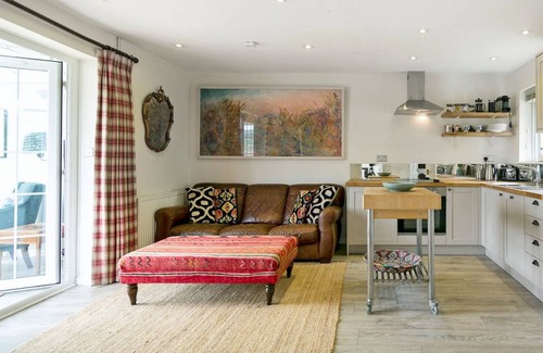 Chilworth Cottage | Cottage ∙ 2 bedrooms ∙ 4 guests